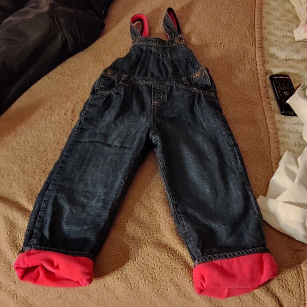 Oshkosh sz 4T fleece lined overalls